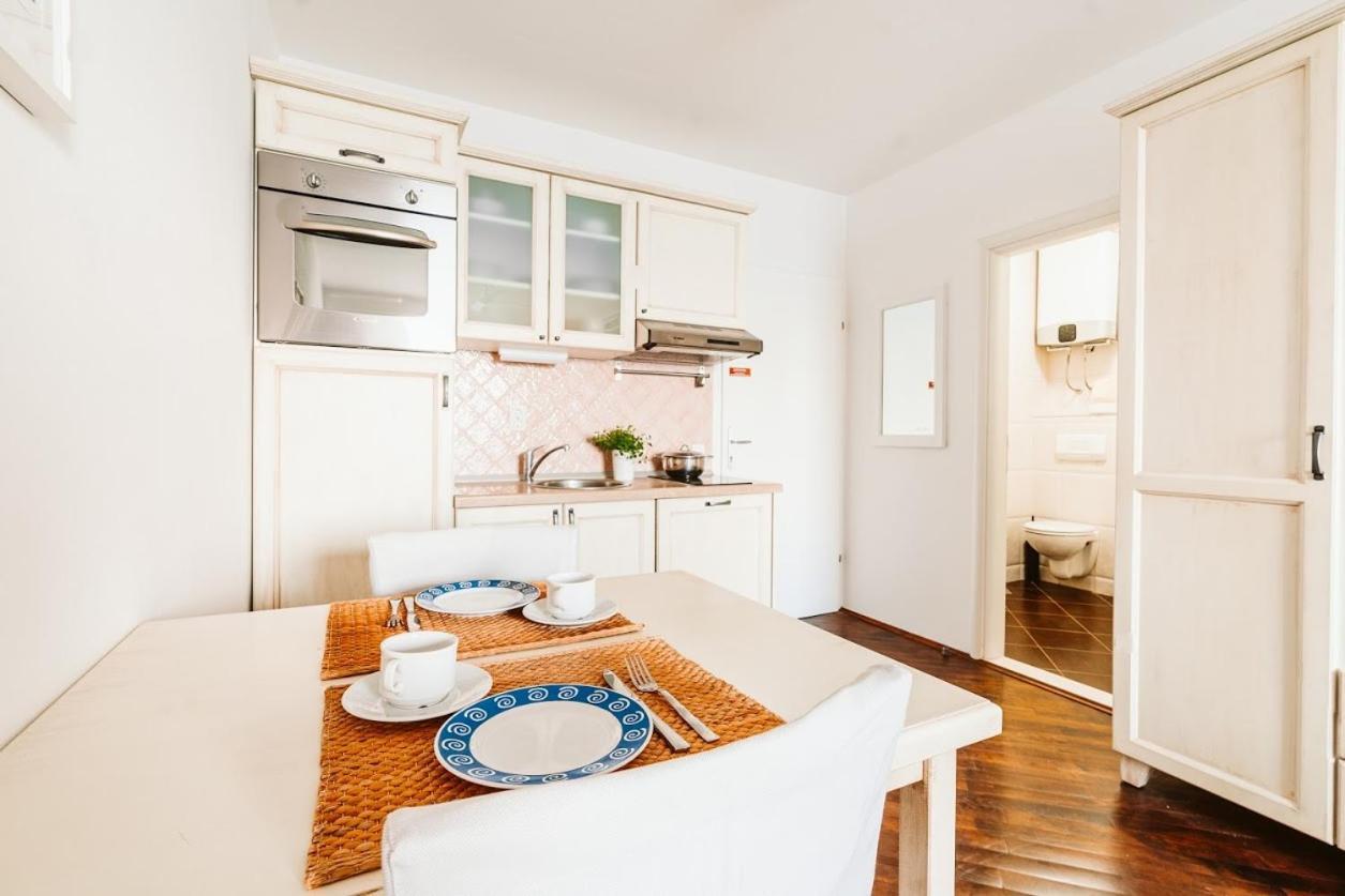 Sutivan Best Apartments エクステリア 写真